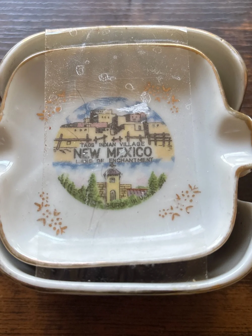 New Mexico Taos Indian Village Decorative Ceramic Ashtray - Cream & Gold